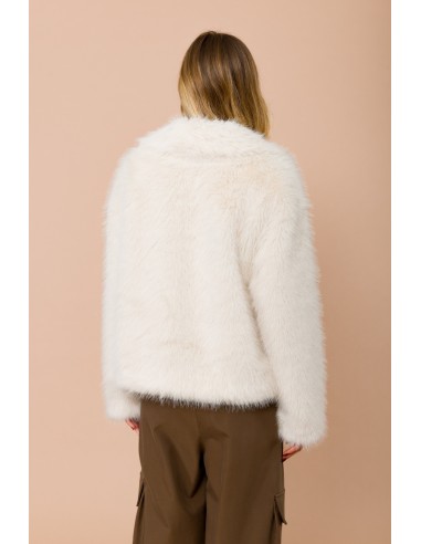 Casaco em pêlo sintético com abotoamento duplo e gola de rever Maryley