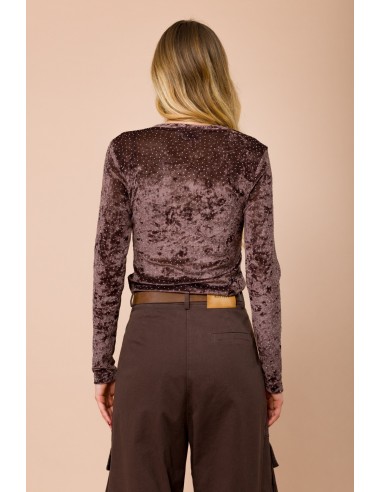 Blusa de manga comprida com gola redonda e strass por toda a peça Maryley
