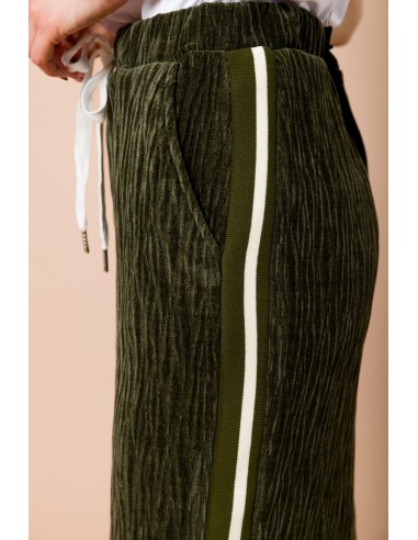 Longuete com bandas caneladas e cordão na cintura e fenda ao centro nas costas Maryley