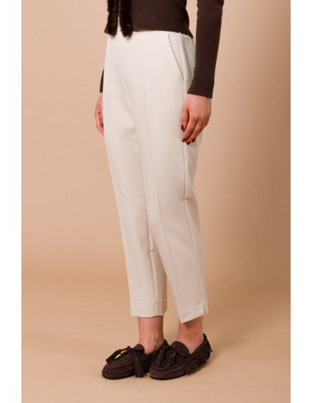 Calças Cigarrete com Elástico na Parte de Trás Maryley