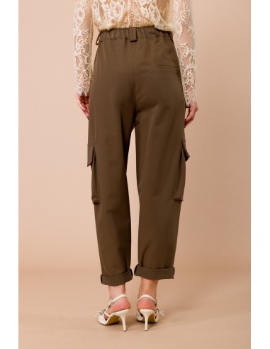 Calças cargo com elástico na parte posterior da cintura e pendentes na frente Maryley