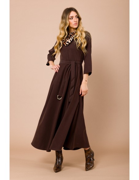 Vestido Longo com Manga 3/4. Cinto na Cintura e Lenço Combinado Maryley
