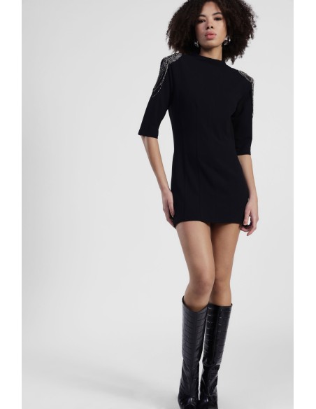 Vestido Curto com Alças Aplicadas de Jóias Dixie
