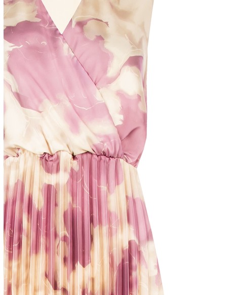 Vestido midi em raso com flores esfumadas plissê e decote em V cruzado Rinascimento