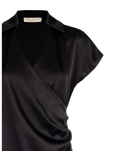 Vestido longo em cetim com decote em V drapeado Rinascimento