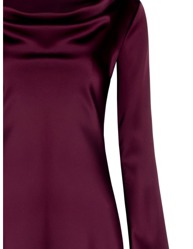 Vestido longo estilo slip em cetim com mangas 3/4 Rinascimento