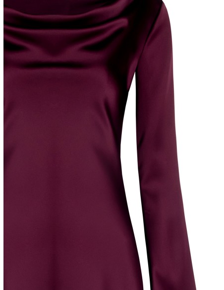 Vestido longo estilo slip em cetim com mangas 3/4 Rinascimento