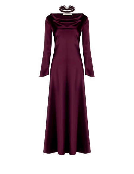 Vestido longo estilo slip em cetim com mangas 3/4 Rinascimento