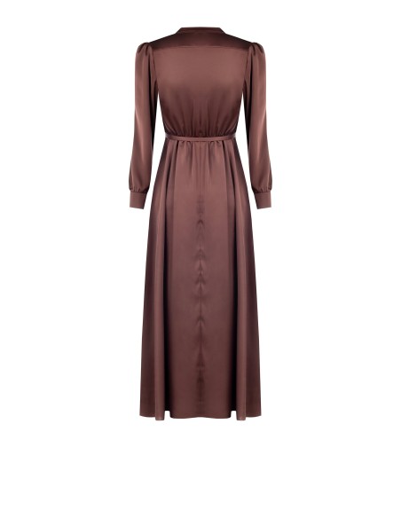 Vestido longo evasé em cetim com cinto coordenado e pendente com logótipo Rinascimento