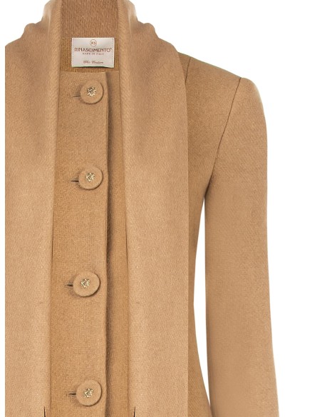 Casaco Longo Bege com Cachecol Integrado Rinascimento