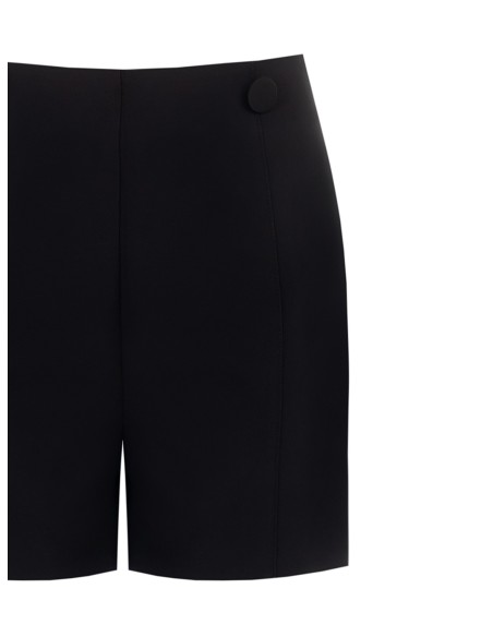 Calças Curtas Retas Em Tecido Técnico Com Fecho Lateral Rinascimento