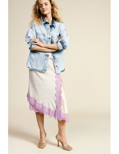 Saia midi com estampa de bolinhas e barra em renda Dixie