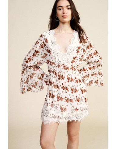 Vestido Curto Floral Com Mangas Evasê Dixie