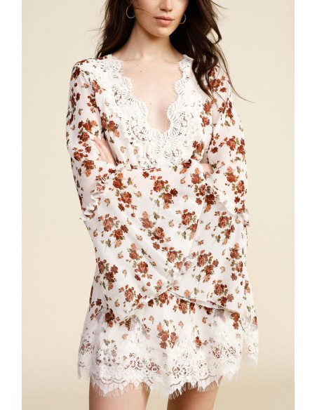 Vestido Curto Floral com Mangas em Sino Dixie