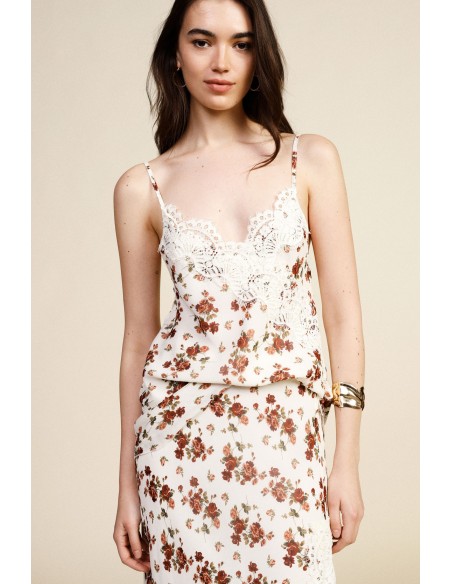 Top com Alças Finas e Detalhes em Renda Floral Dixie