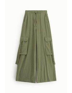 Calças palazzo cargo com bolsos laterais e cordão Dixie 2