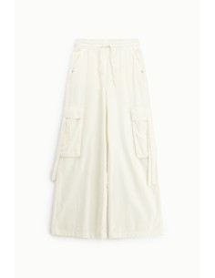 Calças palazzo cargo com bolsos laterais e cordão Dixie 2