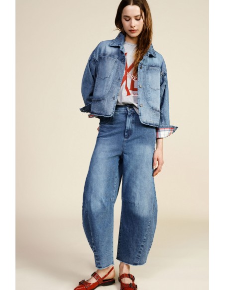 Jeans Balloon Fit com barra de corte vivo Dixie