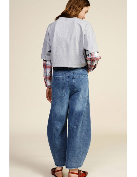 Jeans Balloon Fit com Barra Cortada a Vivo Dixie