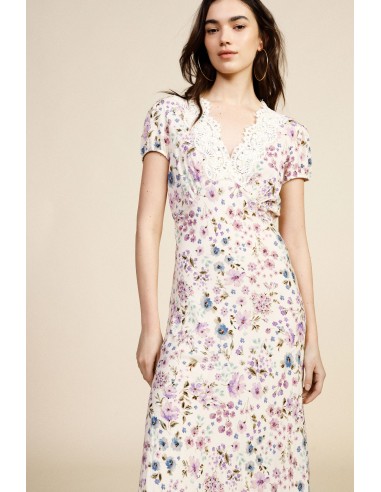 Vestido Longo Floral com Decote Bordado Dixie