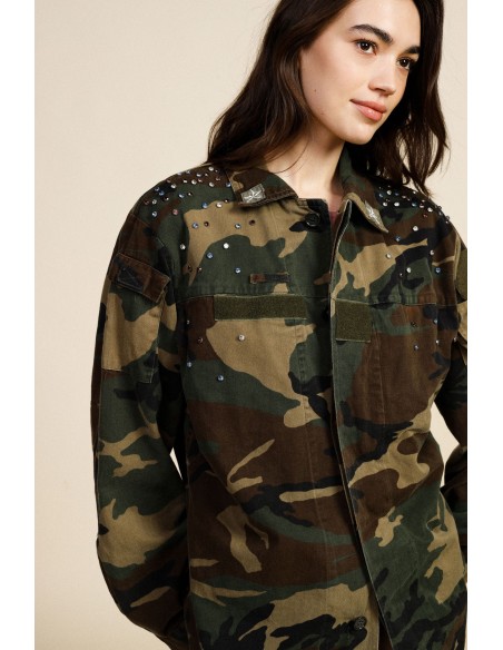 Blazer com Estampa Militar e Tachas Dixie
