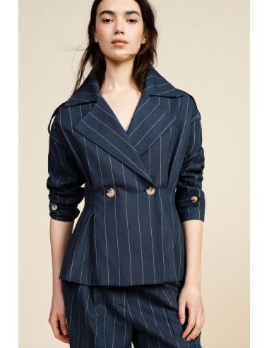 Blazer Cruzado Curto às Riscas com Botões Dixie