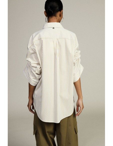 Camisa Oversize às Riscas com Bolso no Peito Dixie