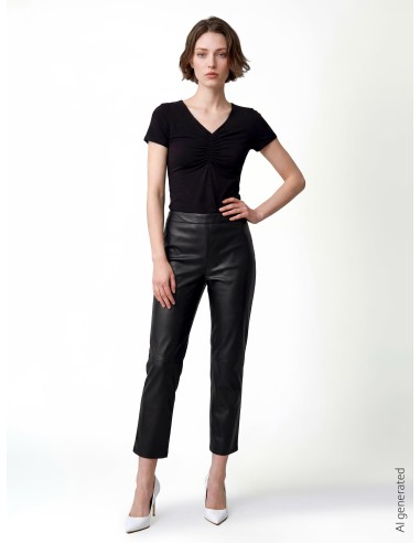 T-shirt justa em mistura de viscose com decote em V franzido Rinascimento