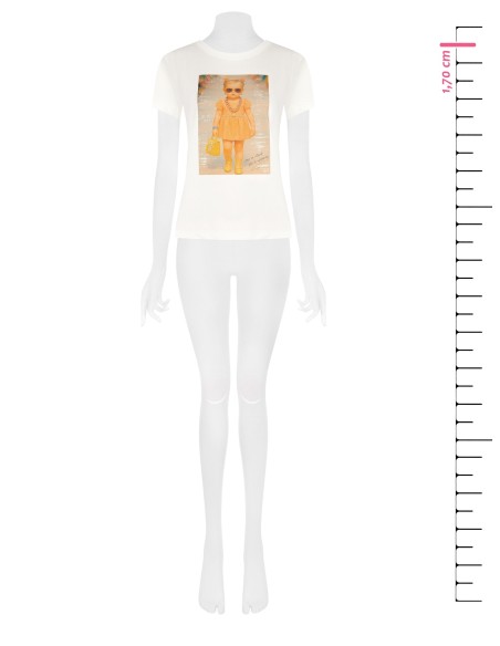 T-shirt regular em algodão com estampa de menina e strass Rinascimento
