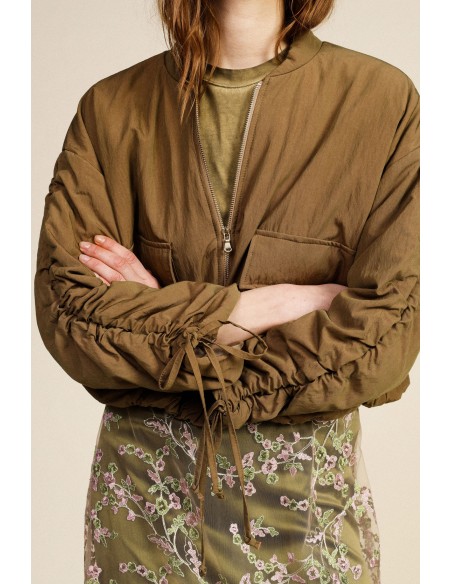 Bomber Curto com Cordão e Bolsos Frontais Dixie