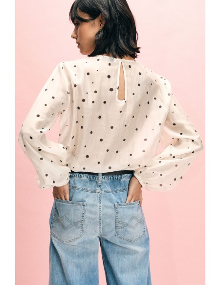 Blusa De Bolinhas Com Folhos E Mangas Compridas Please