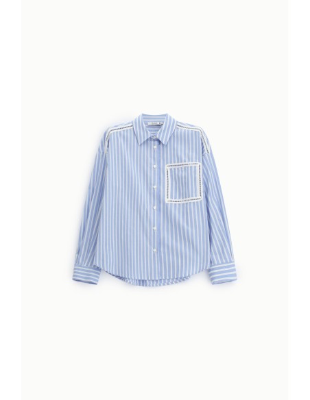 Camisa às Riscas com Bolso e Detalhes Perfurados Please