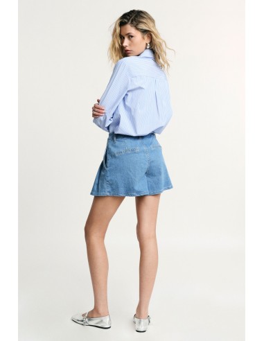 Shorts de corte regular com pinças e bolsos frontais Please