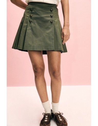 Saia Curta com Pregas e Botões Decorativos Please