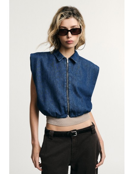 Colete cropped com fecho de correr e gola clássica Please