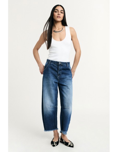 Jeans Baloon Fit com barra desfiada Please