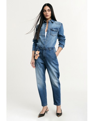 Jeans Balloon Fit com Cintura Alta e Porta-chaves Ursinho Please