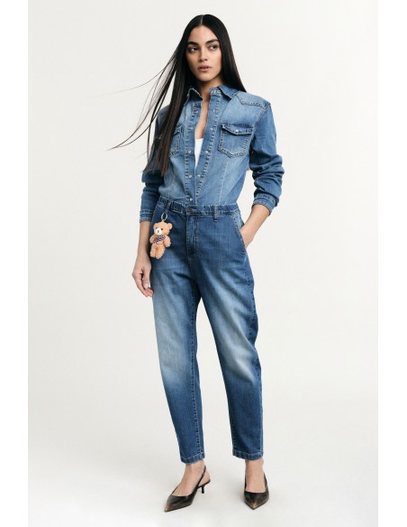 Jeans Balloon Fit com Cintura Alta e Porta-chaves Ursinho Please