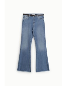Jeans flare com barra desfiada e cinto Please 2