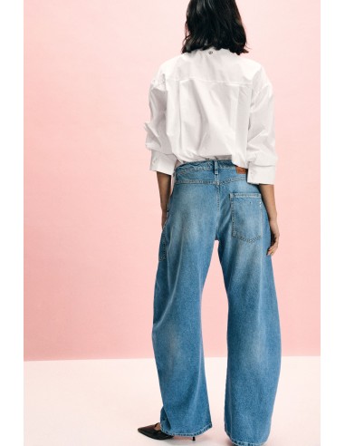 Jeans de perna larga com rasgão e bolso aplicado Please