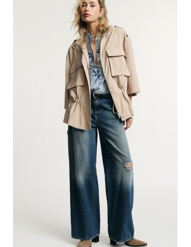 Parka Curta Bolsos Frontais Mangas Amplas Please