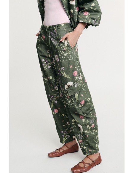 Calças Cargo Estampa Floral Cintura Alta Bolsos Laterais Please