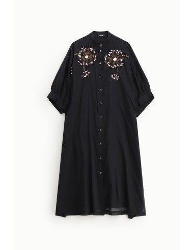 Vestido midi com mangas três quartos, bordado floral Dixie