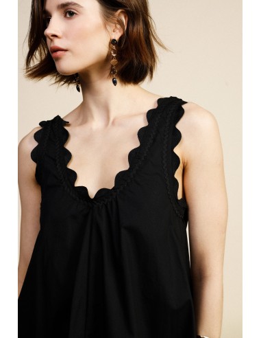 Vestido Curto Sem Mangas Com Perfil Festonado Dixie