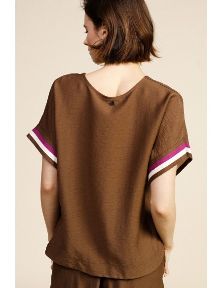 Blusa com decote em V e mangas curtas às riscas Dixie