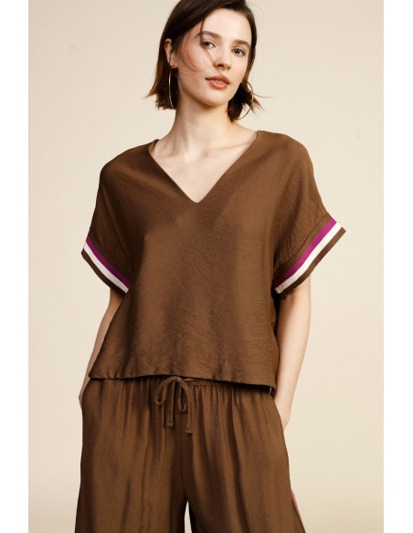 Blusa com decote em V e mangas curtas às riscas Dixie